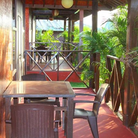 Rock Water Resort Morjim Luaran gambar