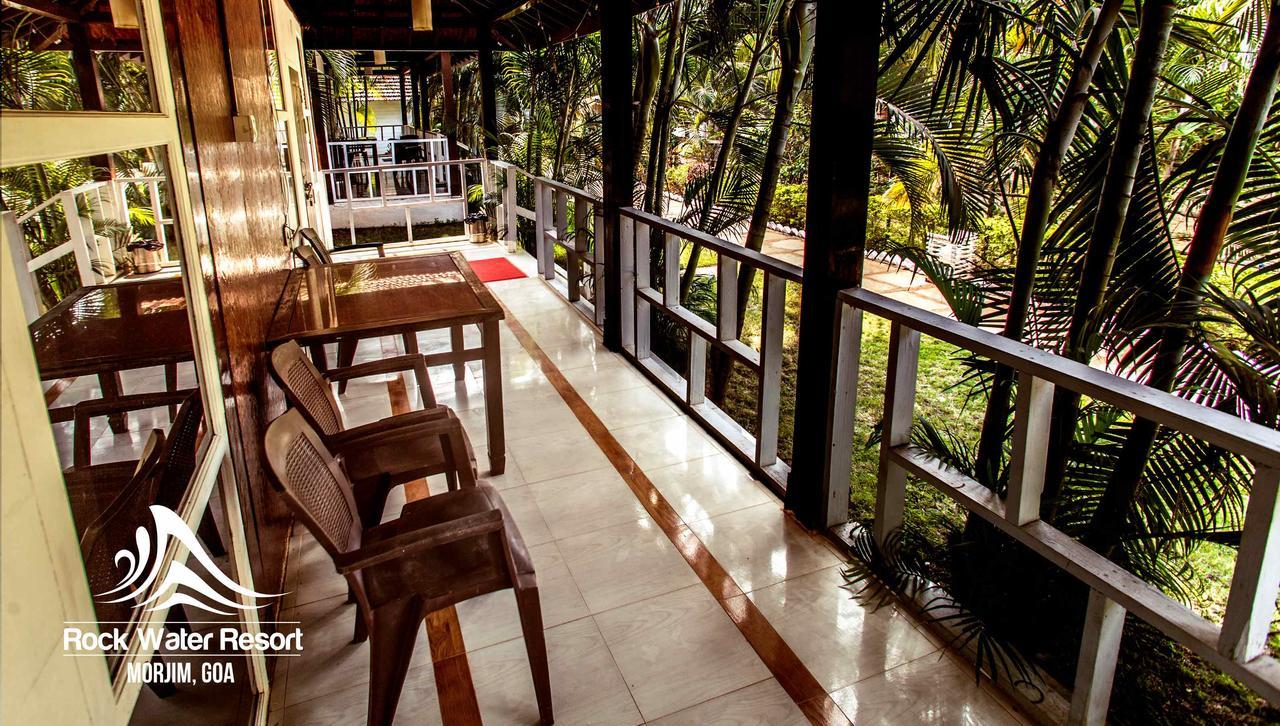 Rock Water Resort Morjim Luaran gambar
