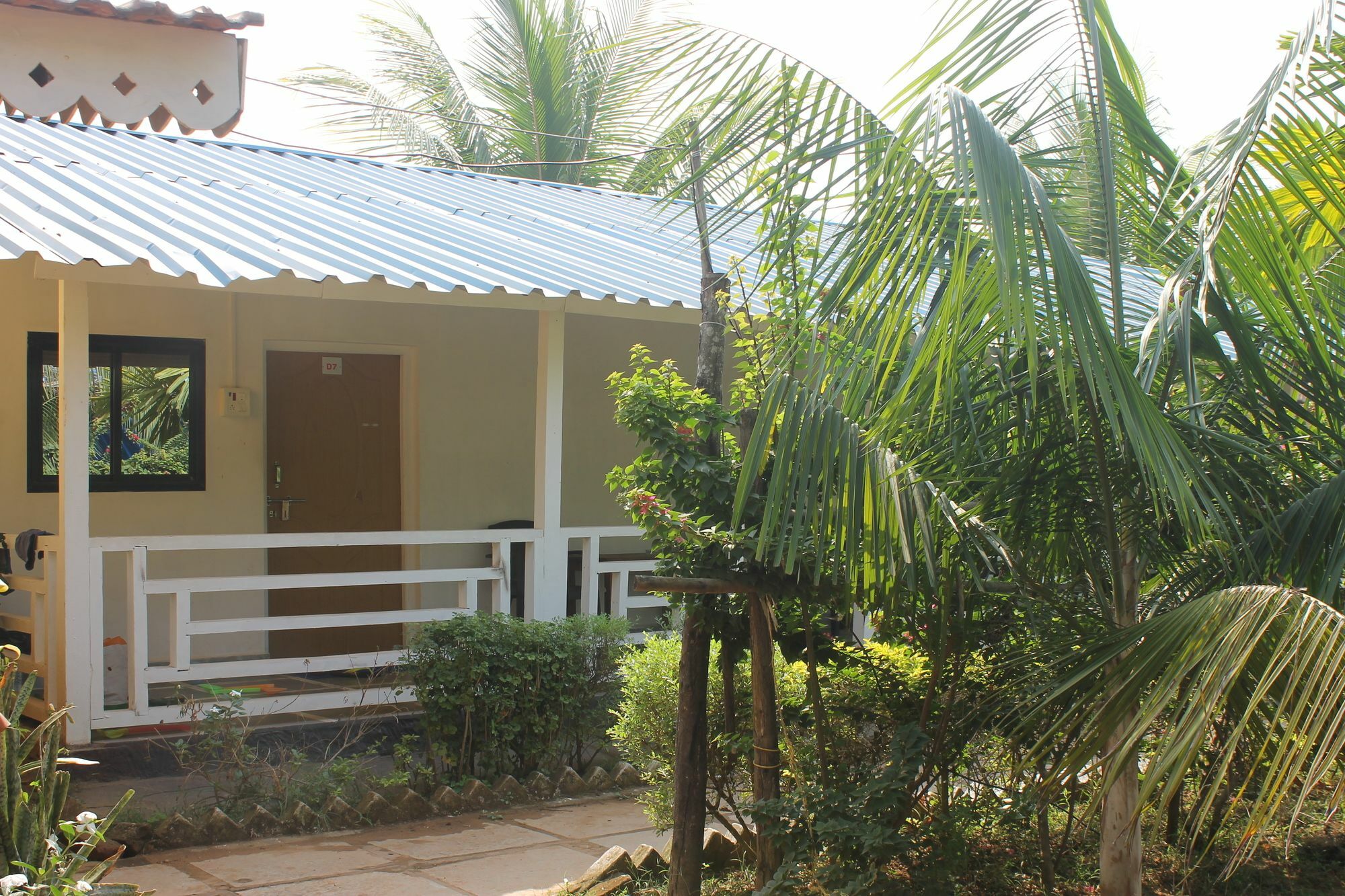 Rock Water Resort Morjim Luaran gambar
