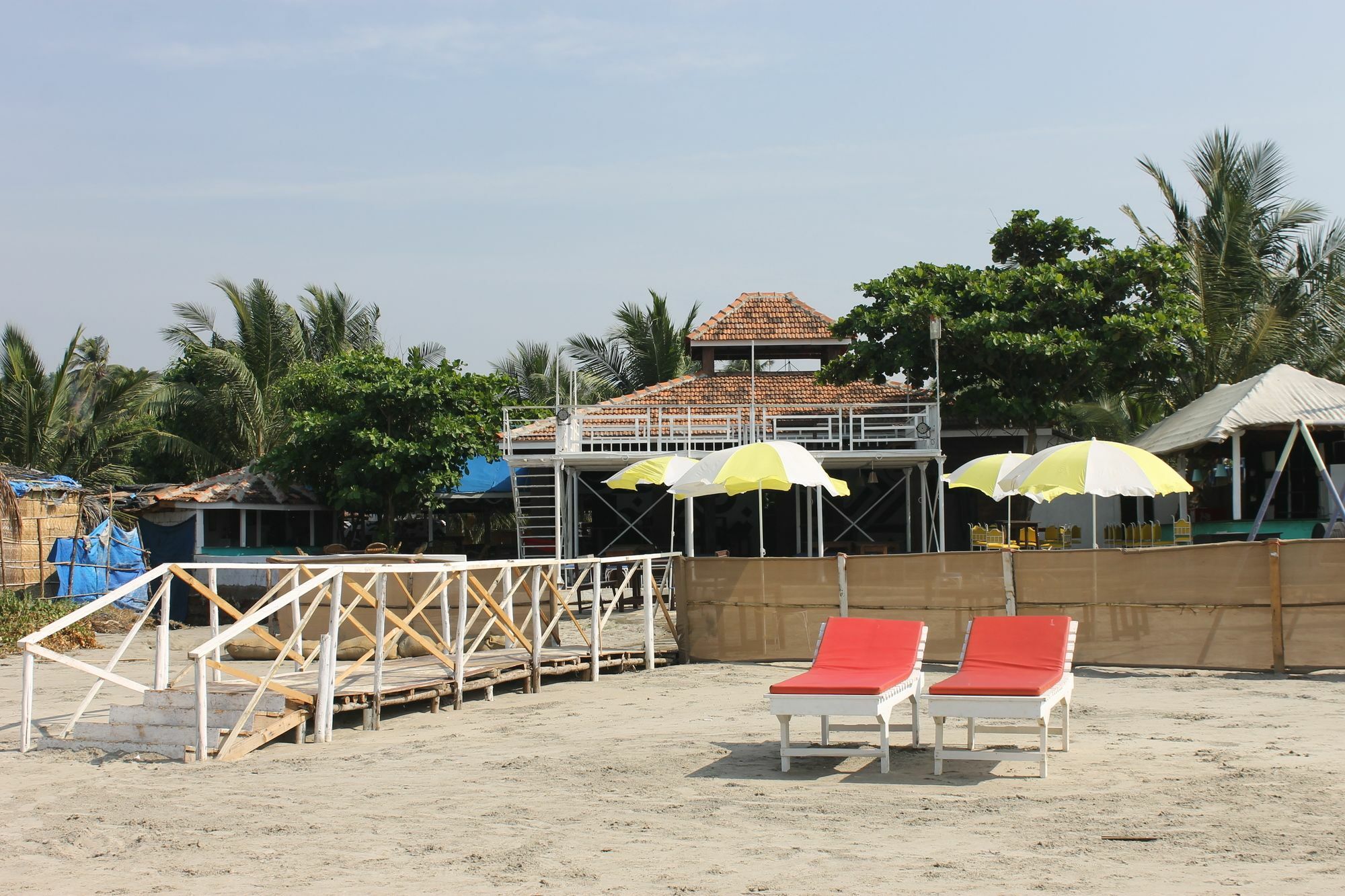 Rock Water Resort Morjim Luaran gambar